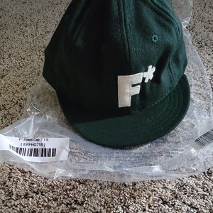 Golf le FLEUR* Green F* Fitted 7 1/8